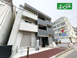 calme堀田外観写真