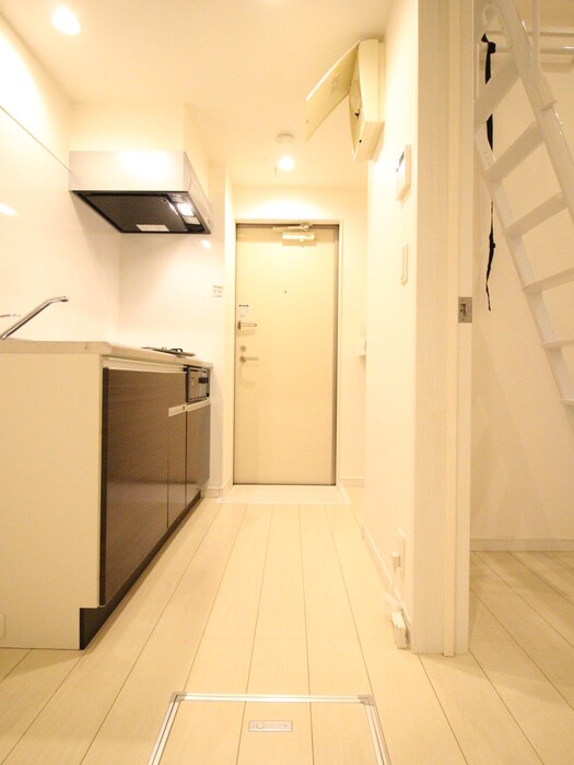 物件内観写真19　(廊下)