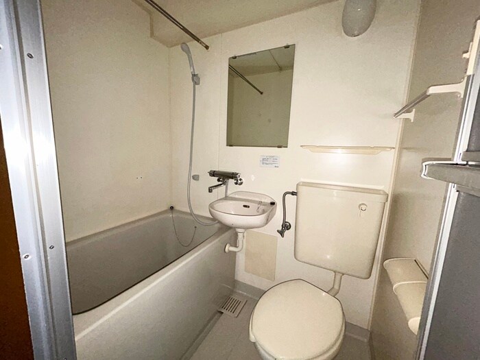 物件内観写真12　(洗面)