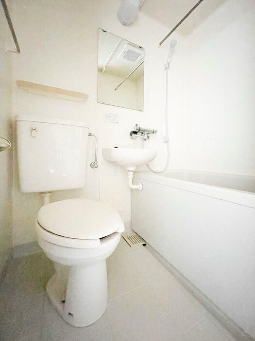 物件内観写真12　(バス／シャワールーム等)