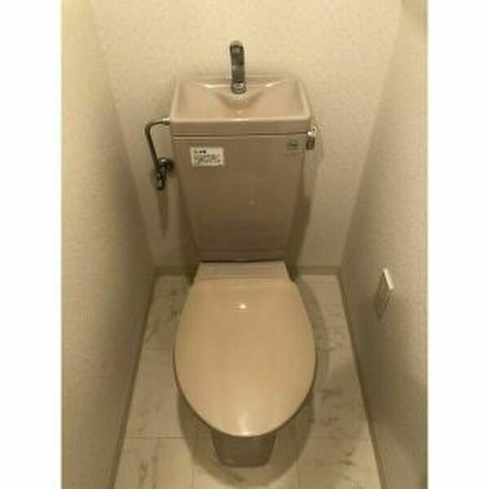 物件内観写真11　(トイレ)