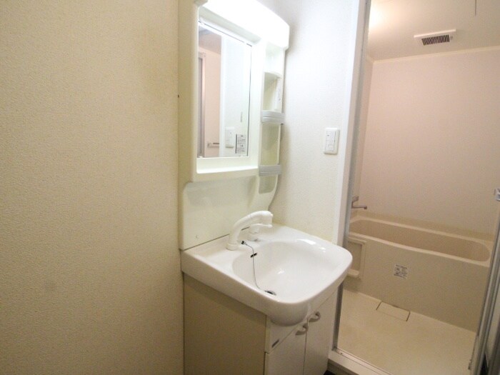 物件内観写真10　(洗面)