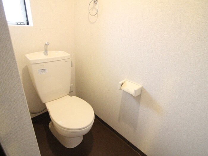 物件内観写真11　(トイレ)