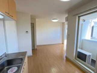 物件内観写真6　(居室)