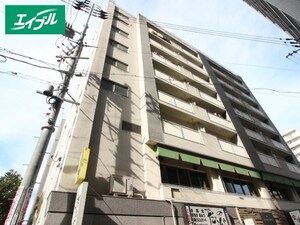 万長ビル外観写真