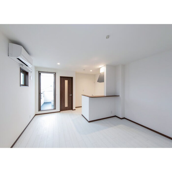 物件内観写真3　(居室)