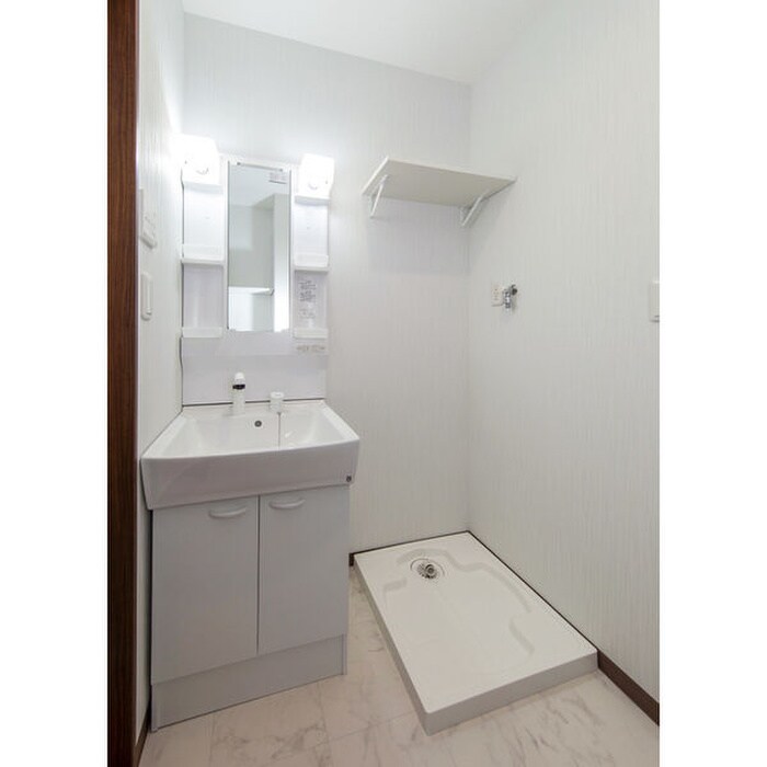 物件内観写真7　(洗面)