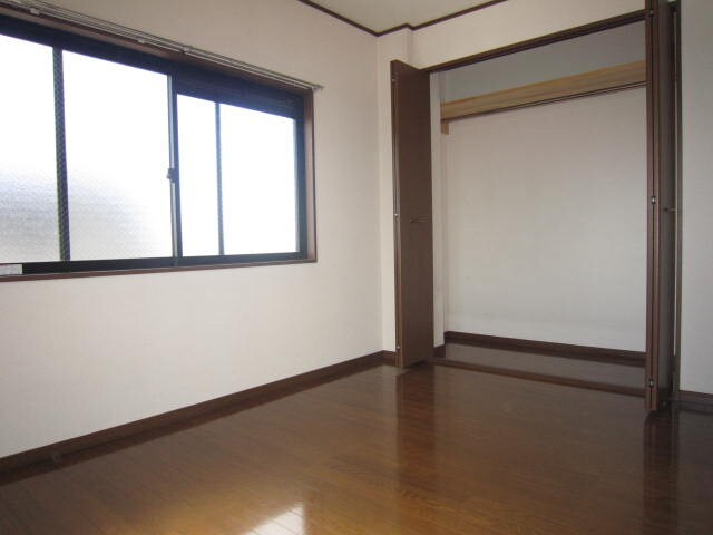 物件内観写真10　(収納)