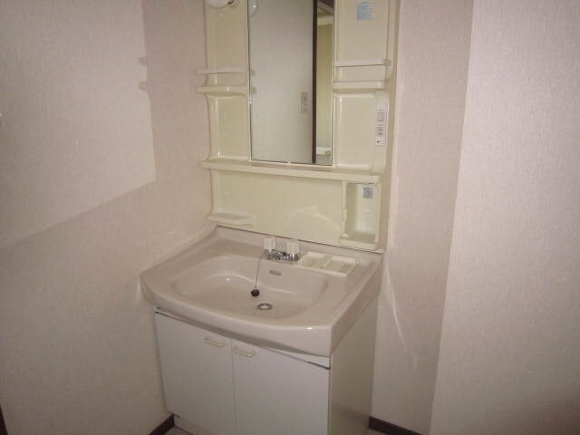 物件内観写真12　(洗面)