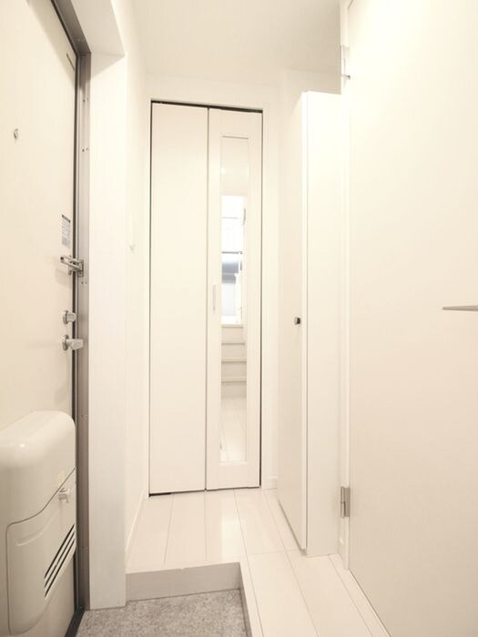 物件内観写真18　(玄関)