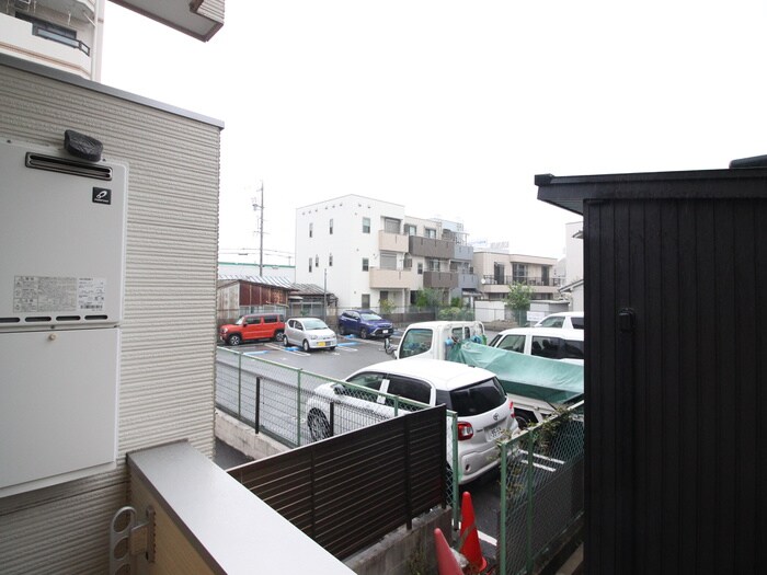 物件内観写真20　(室内からの展望)