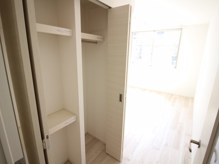 物件内観写真10　(収納)