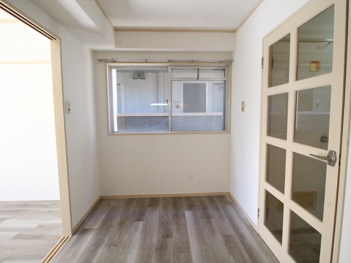 物件内観写真10　(内観写真)