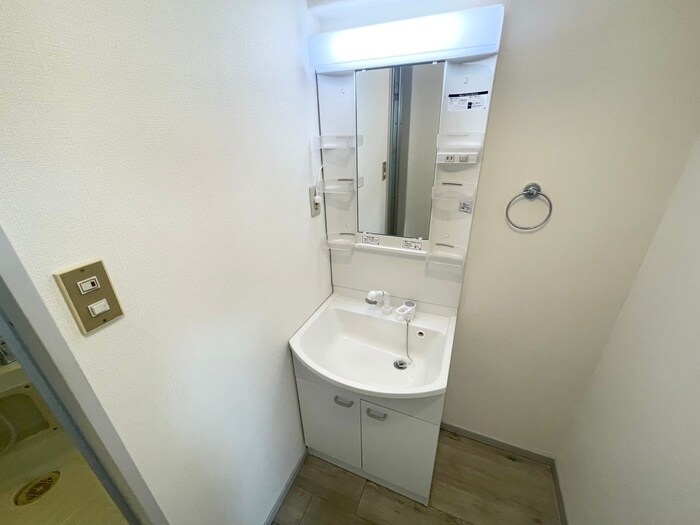 物件内観写真13　(洗面)