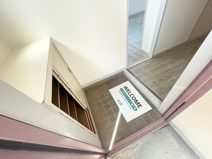 物件内観写真20　(玄関)