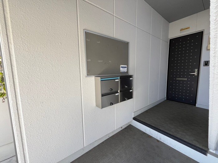 物件外観写真6　(建物設備)