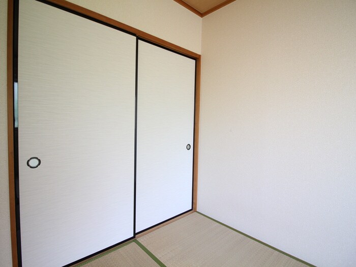 物件内観写真17　(収納)