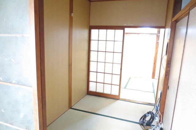 物件内観写真8　(居室)