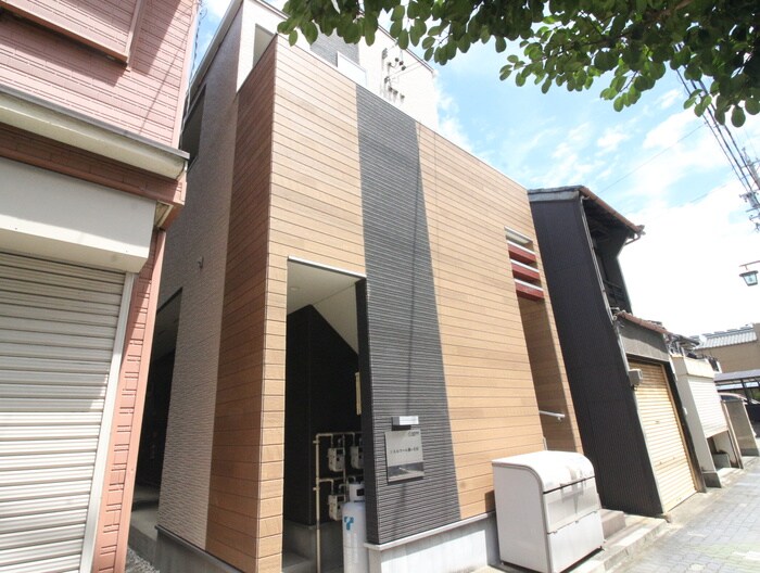 物件外観写真2　(外観写真)