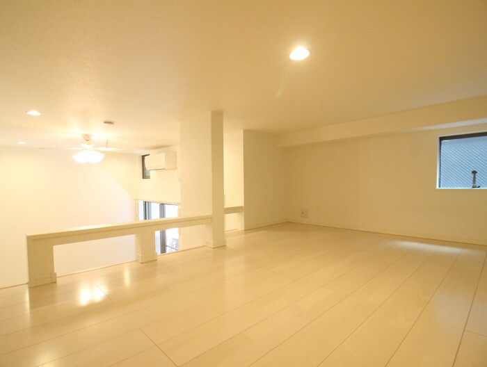 物件内観写真15　(ロフト)