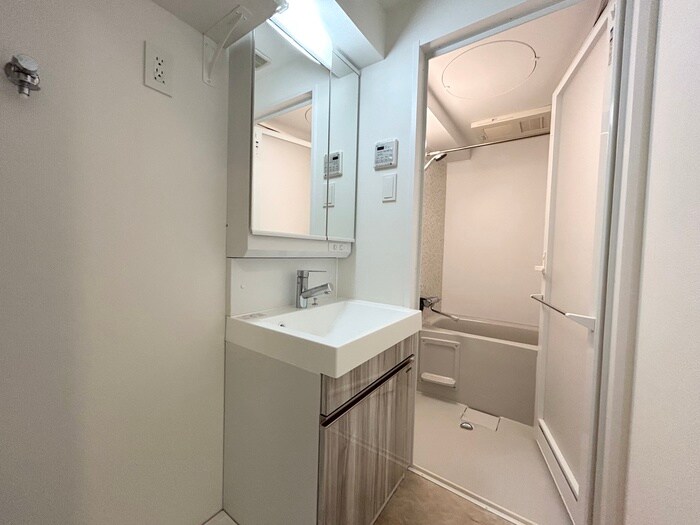 物件内観写真12　(洗面)