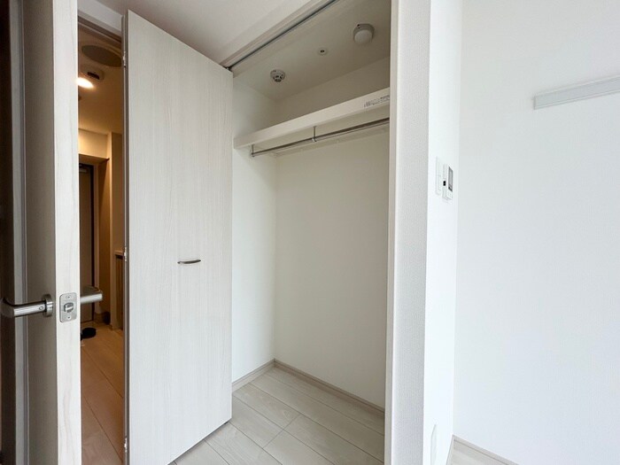 物件内観写真13　(収納)