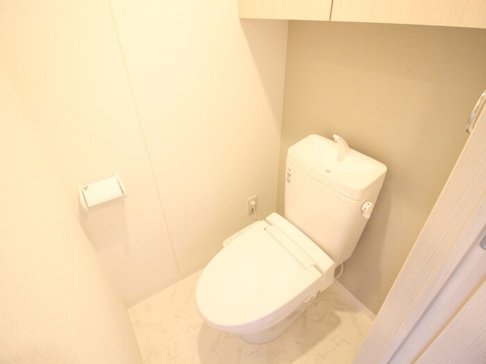 物件内観写真14　(トイレ)