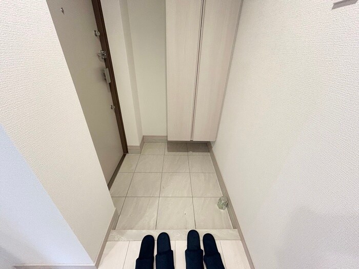 物件内観写真16　(玄関)
