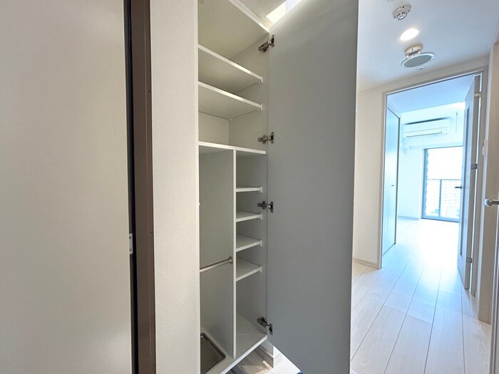 物件内観写真17　(靴箱)