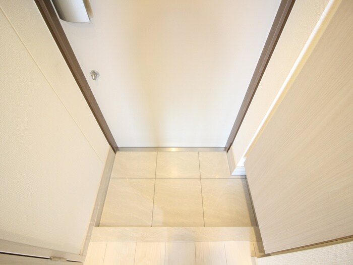 物件内観写真20　(玄関)