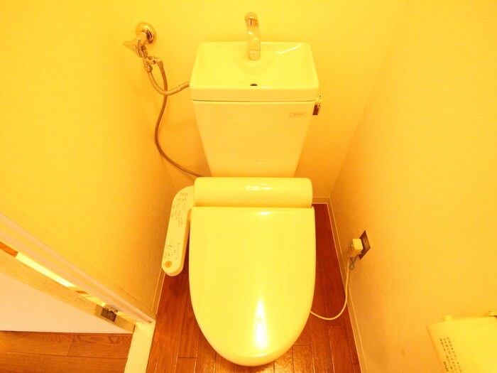 物件内観写真12　(トイレ)