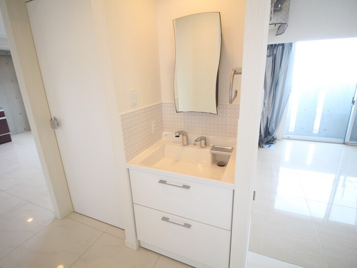 物件内観写真14　(洗面)