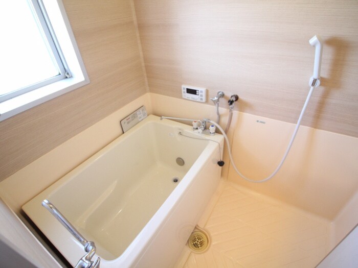 物件内観写真12　(バス／シャワールーム等)