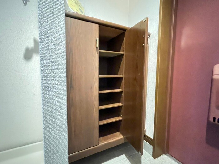 物件内観写真20　(靴箱)