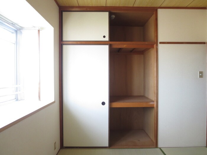 物件内観写真18　(収納)