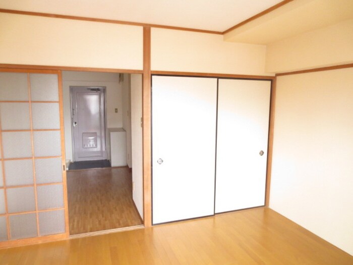 物件内観写真9　(収納)