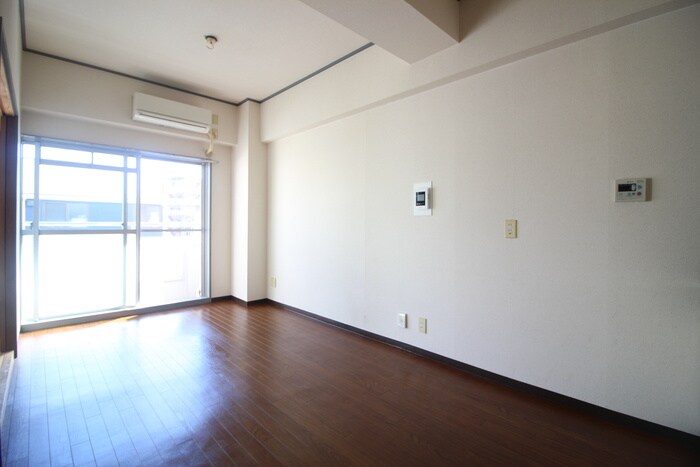 物件内観写真6　(居室)