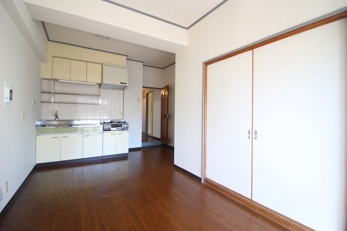 物件内観写真11　(居室)