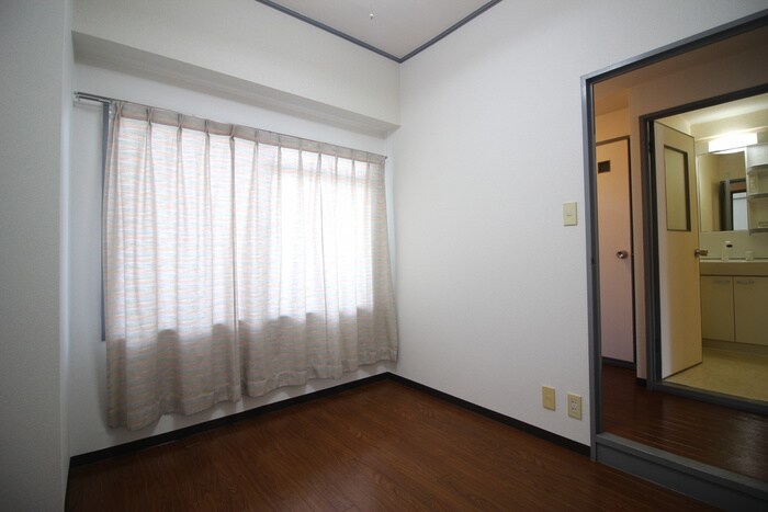 物件内観写真12　(居室)