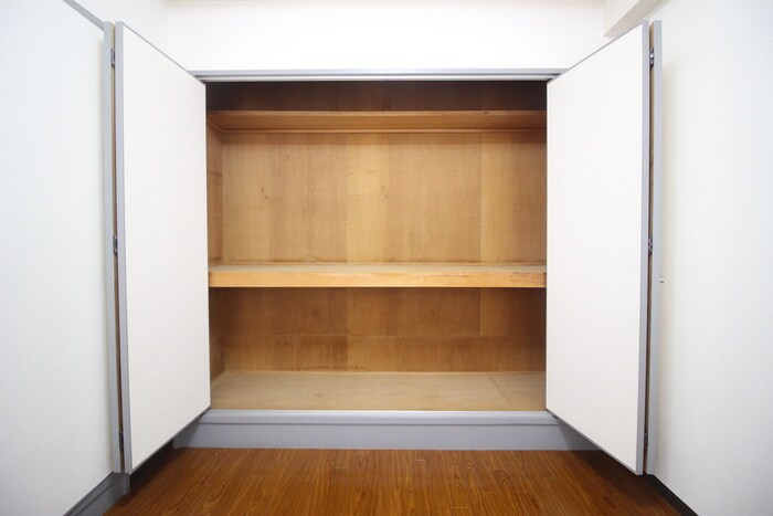 物件内観写真13　(収納)
