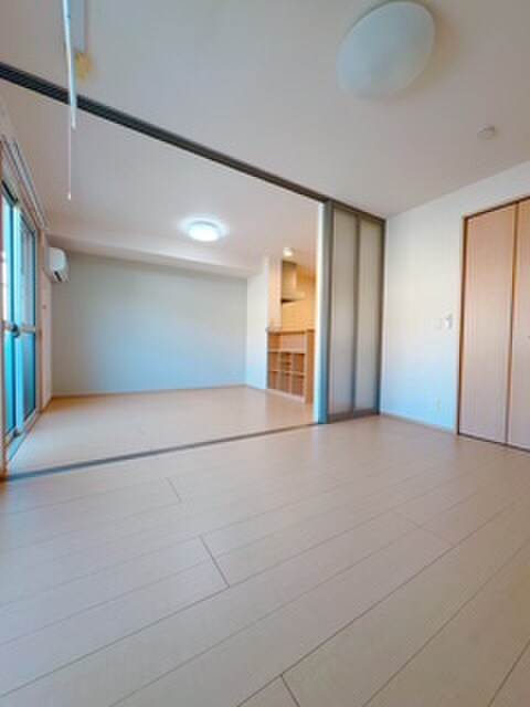 物件内観写真7　(居室)