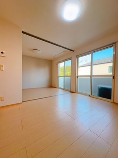 物件内観写真8　(居室)