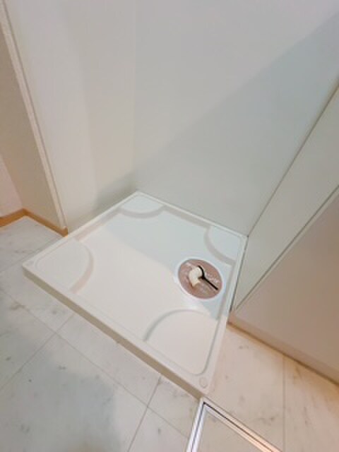 物件内観写真21　(洗濯機置場)