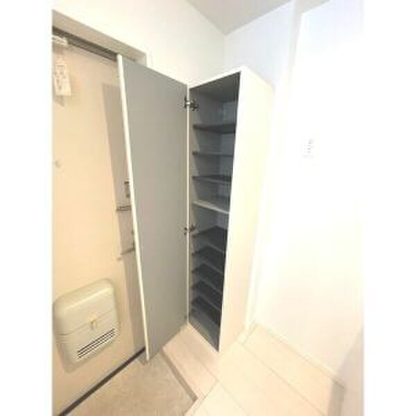 物件内観写真11　(靴箱)