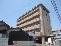 メタモルフゥオー中島の外観写真