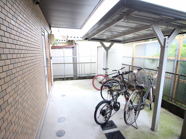 駐輪場