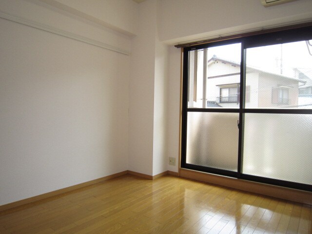 物件内観写真5　(居室)