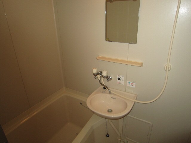 物件内観写真8　(バス／シャワールーム等)