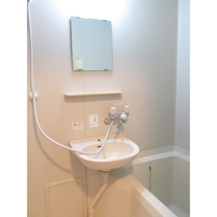 物件内観写真10　(洗面)