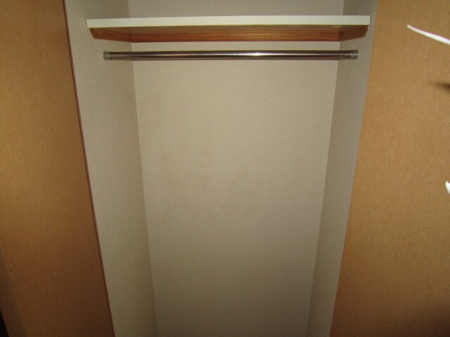 物件内観写真11　(収納)